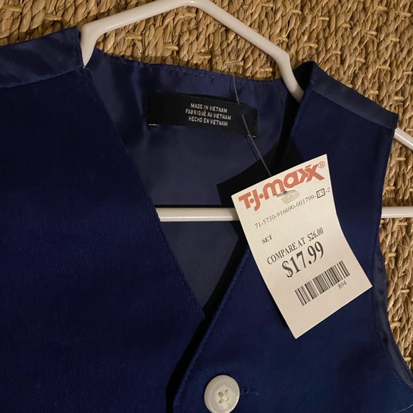 Nautica Kids Dress Shirt and Vest - Picture 3 of 8